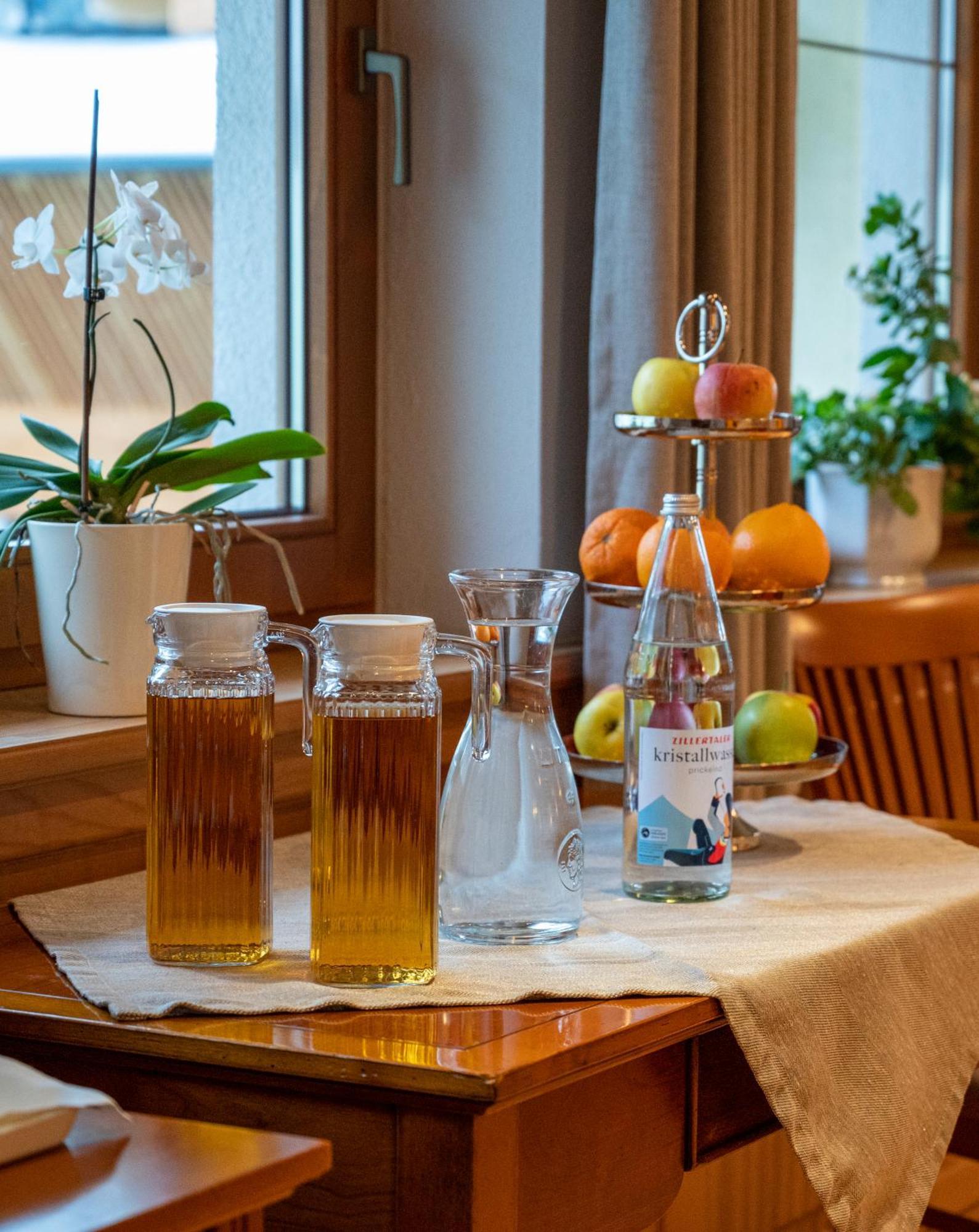 Hotel Waldheim Garni Mayrhofen Exterior foto